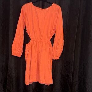Universal thread size, large long sleeve dress, orange, open sides